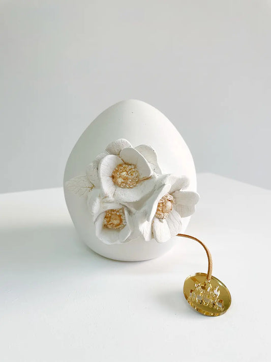 ΕΠΙΤΡΑΠΕΖΙΟ ΛΕΥΚΟ ΑΥΓΟ ΛΟΥΛΟΥΔΙΑ MANAKOU - ΠΑΣΧ26-Λ09-01