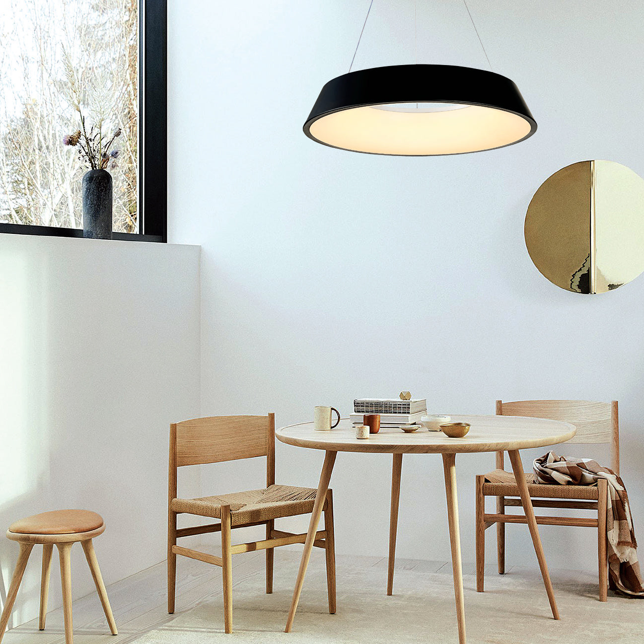 InLight Κρεμαστό φωτιστικό LED 50W 4000K από μαύρο μέταλλο και ακρυλικό D:60,5cm (6010-Α)