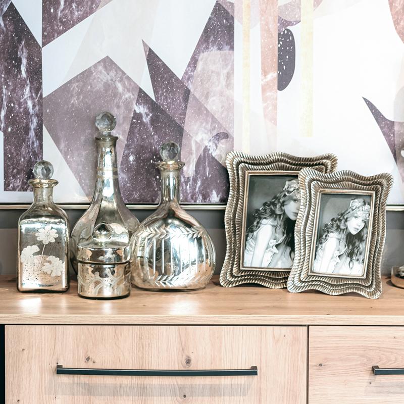 ΓΥΑΛΙΝΗ ΔΙΑΚΟΣΜΗΤΙΚΗ ΚΑΡΑΦΑ Fylliana FL31773 ΑΣΗΜΙ ΧΡΩΜΑ 15x9x25εκ